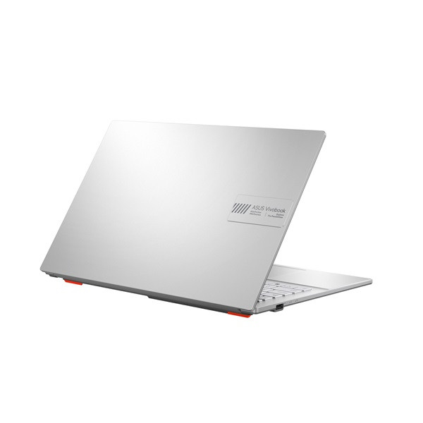 Asus Vivobook Go E1504GA-NJ864 15,6"FHD/Intel Core i3 N305/8GB/512GB/Int.VGA/FreeDOS/ezüst laptop