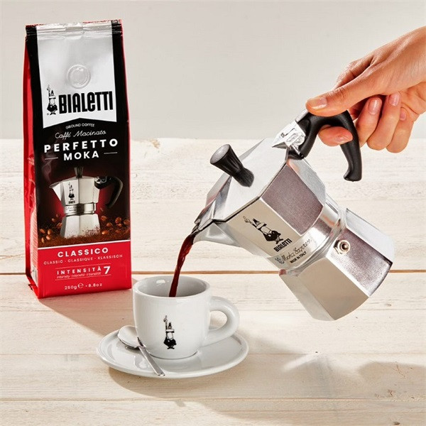 Bialetti Moka Express inox 18 személyes kotyogós kávéfőző Bialetti Moka Express inox 18 személyes kotyogós kávéfőző