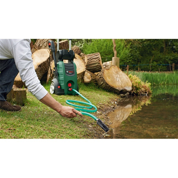 Bosch Universal Aquatak 130 magasnyomású mosó Bosch Universal Aquatak 130 magasnyomású mosó