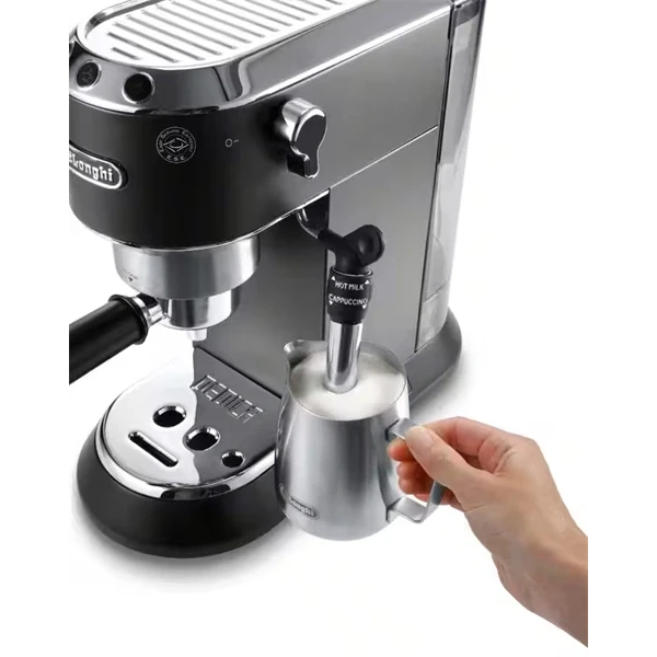 DeLonghi EC 685.BK Dedica fekete espresso kávéfőző
