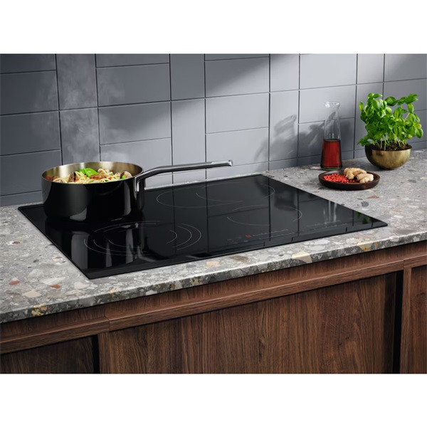 Electrolux EHF6547FXK beépíthető kerámia főzőlap Electrolux EHF6547FXK beépíthető kerámia főzőlap