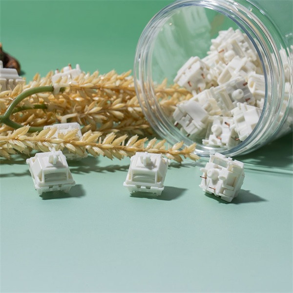 Gateron Smoothie - Full POM Lineáris switch (10db) Gateron Smoothie - Full POM Lineáris switch (10db)