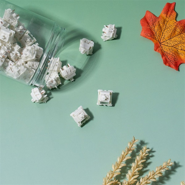 Gateron Smoothie - Full POM Lineáris switch (35db) Gateron Smoothie - Full POM Lineáris switch (35db)