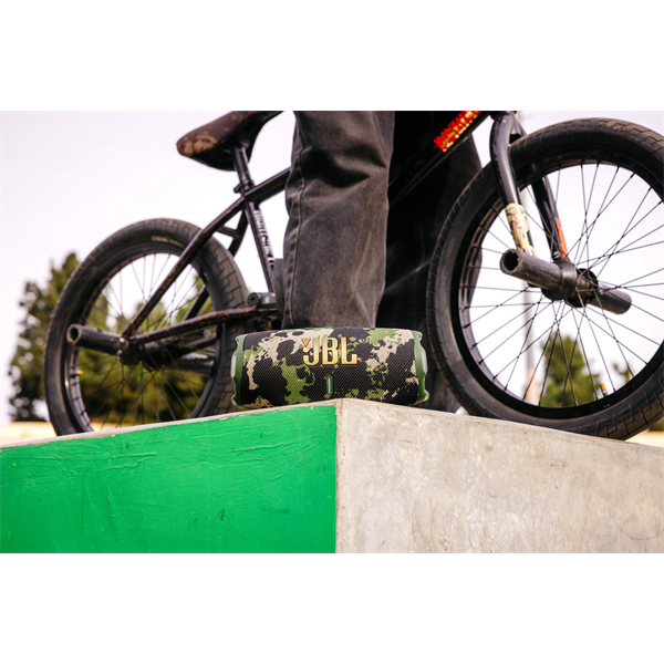 JBL Charge 6 terepszínű Bluetooth hangszóró