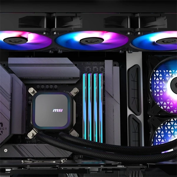 MSI Coreliquid A13 360 vízhűtéses processzor hűtő