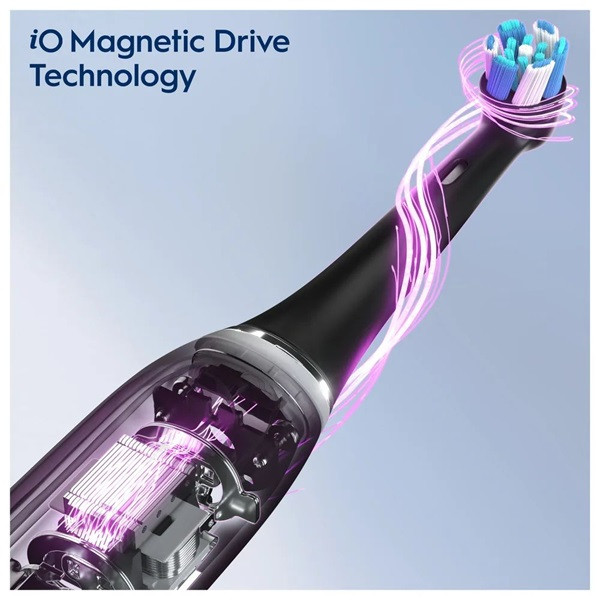 Oral-B iO3 Series Black elektromos fogkefe + utazó tok