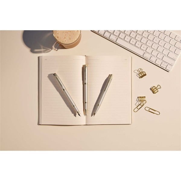 Parker Royal Im Monochrome pezsgő, arany KLIPSZ 2172953 töltőtoll Parker Royal Im Monochrome pezsgő, arany KLIPSZ 2172953 töltőtoll