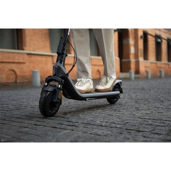 Segway Ninebot Kickscooter E2 D II elektromos roller