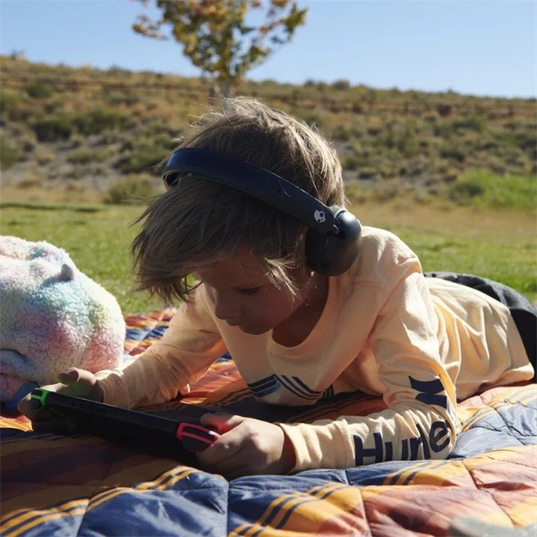 Skullcandy S6KBW- R740 Grom Bluetooth vezeték nélküli gyerek fejhallgató