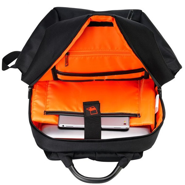 TOO 15,6" vízálló fekete hátizsák TOO 15,6" vízálló fekete hátizsák