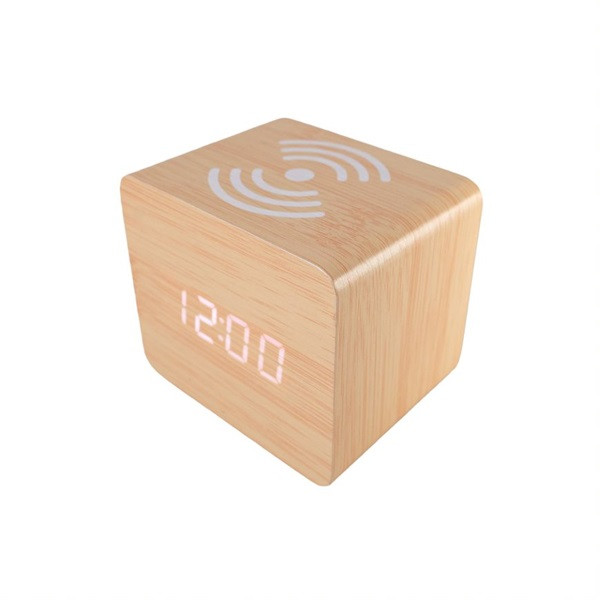 TOO DC-320LBN-Qi világosbarna digitális óra vezeték nélküli töltővel TOO DC-320LBN-Qi világosbarna digitális óra vezeték nélküli töltővel