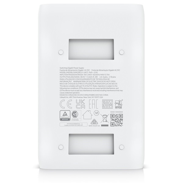 Ubiquiti UACC-POE+-2.5G 48V 0,65A 30W tápegység 2.5GbE Multi-Gigabit LAN porttal