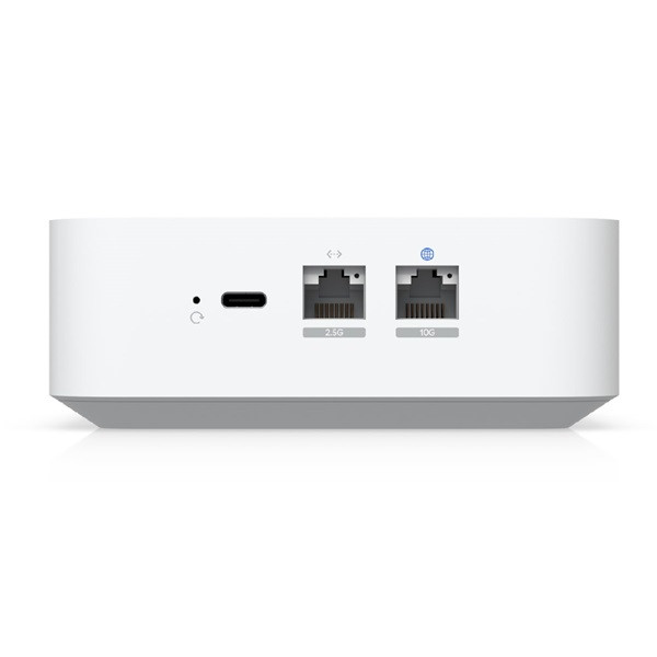 Ubiquiti UX7 Express 1x10GbE WAN port 1x2.5GbE LAN port UniFi Cloud Gateway Tri-Band WiFi 7 access point