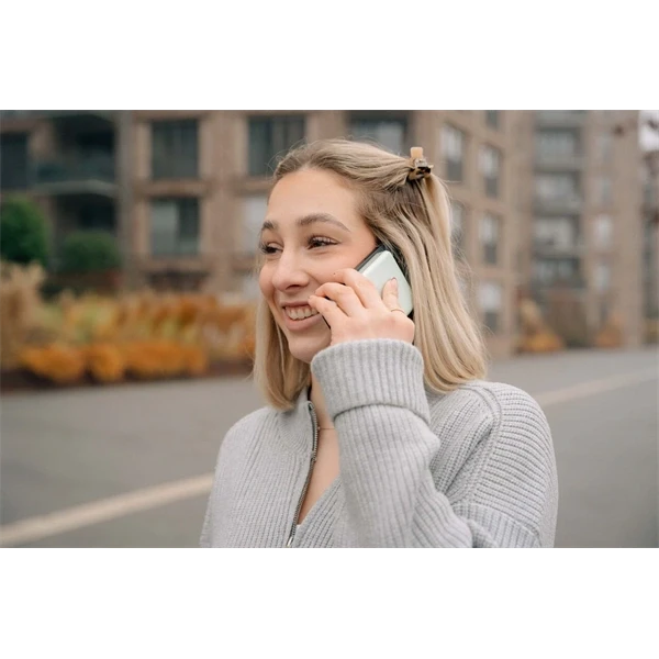 Verbatim 32226 Charge n Go Essentials 5000mAh zöld vezeték nélküli mágneses powerbank