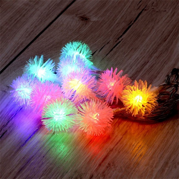 Zúzmara alakú 3cm/1,5m/több színű/10db LED-es/2xAA elemes fényfüzér, fénydekoráció Zúzmara alakú 3cm/1,5m/több színű/10db LED-es/2xAA elemes fényfüzér, fénydekoráció