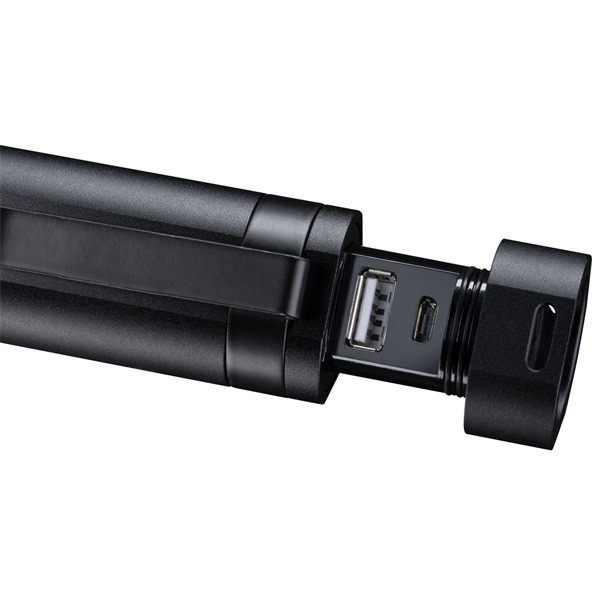 Varta 18901101111 hordozható Night Cutter F30R 2600mAh powerbank+IPX4 elemlámpa